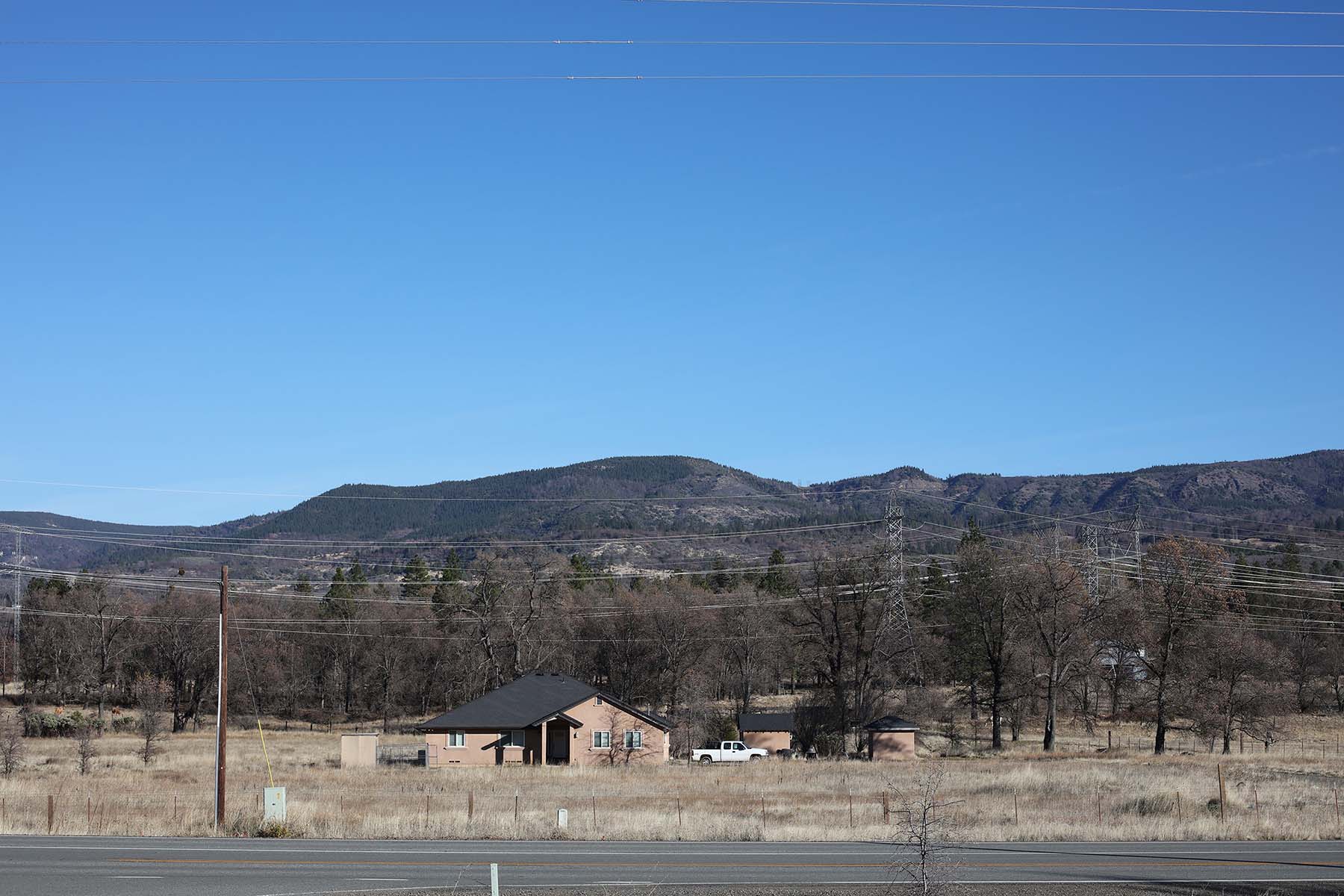 Round Mountain Post Office - EXISTING